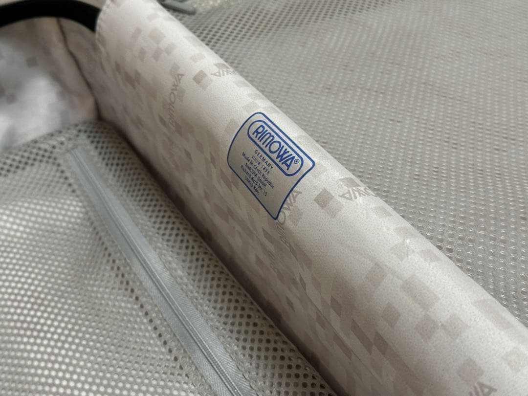 リモワ サルサ 2輪 32L ブロンズマット 機内持ち込み対応