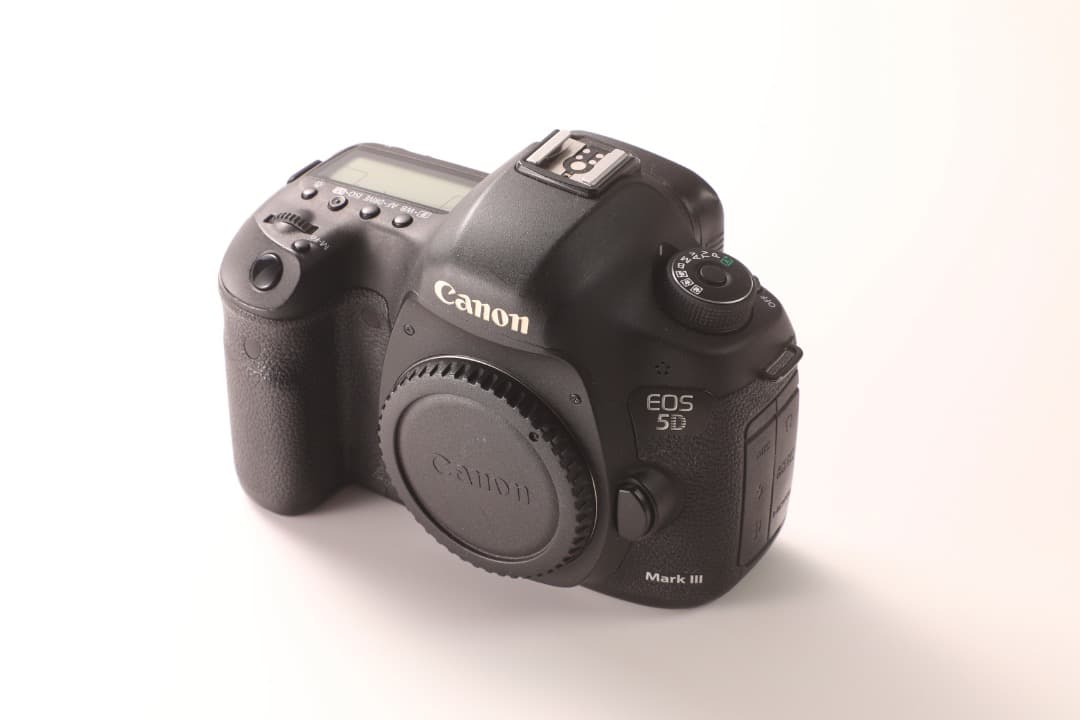 デジタルカメラ Canon EOS 5D Mark III