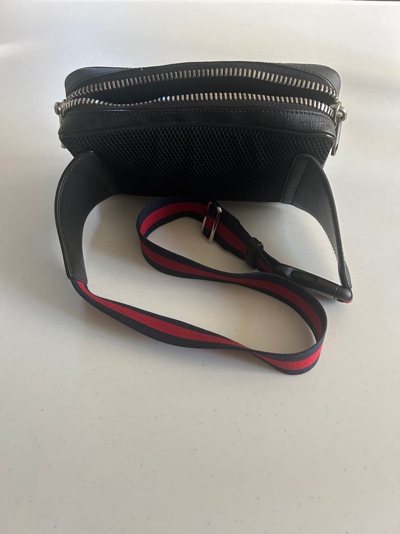 グッチ　GGスプリーム ウエストバッグ ウエストバッグ ボディバッグ