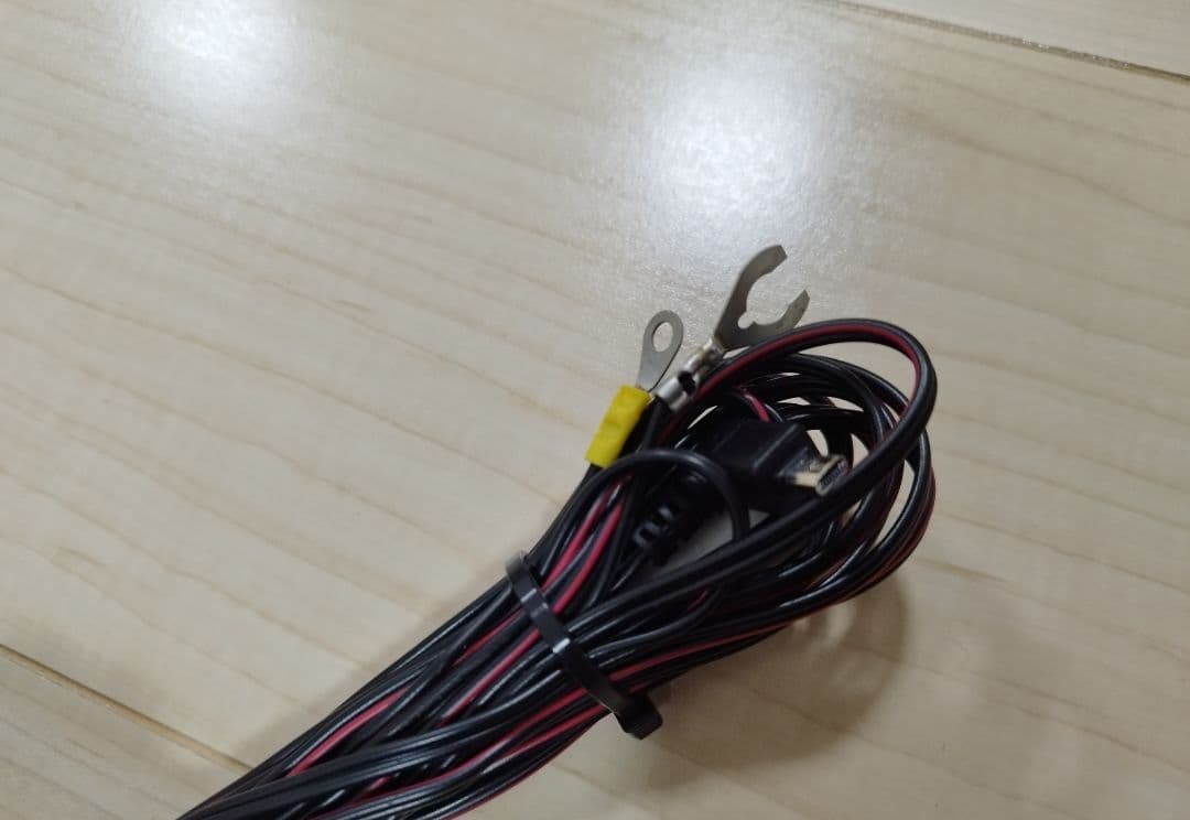 【送料込】美品☆セルスター　AR-5 レーダー探知機（ミラータイプ）