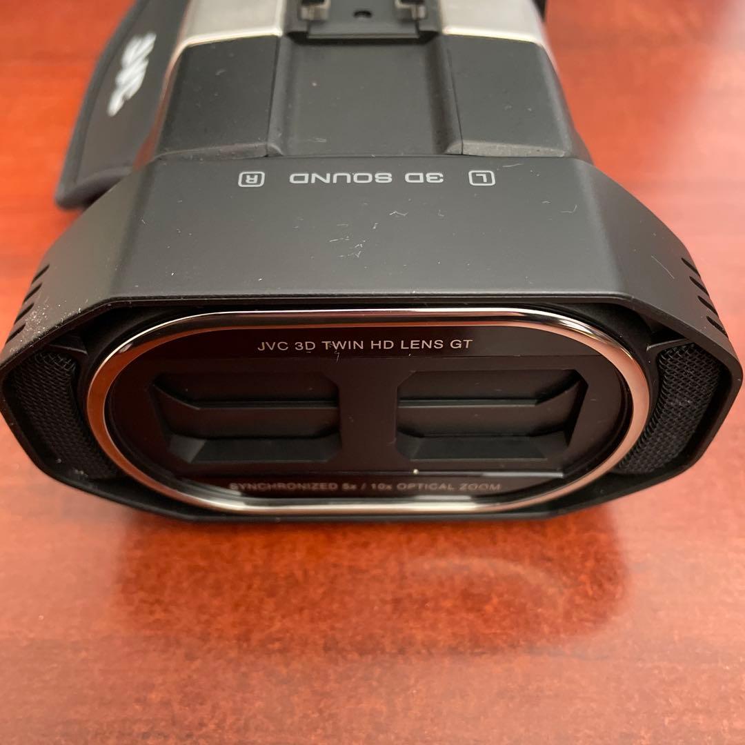 JVC（ビクター）　3Dビデオカメラ　Everio　GS-TD1