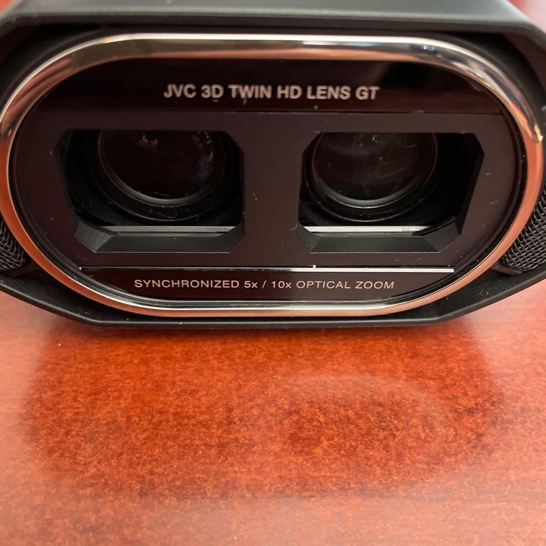 JVC（ビクター）　3Dビデオカメラ　Everio　GS-TD1