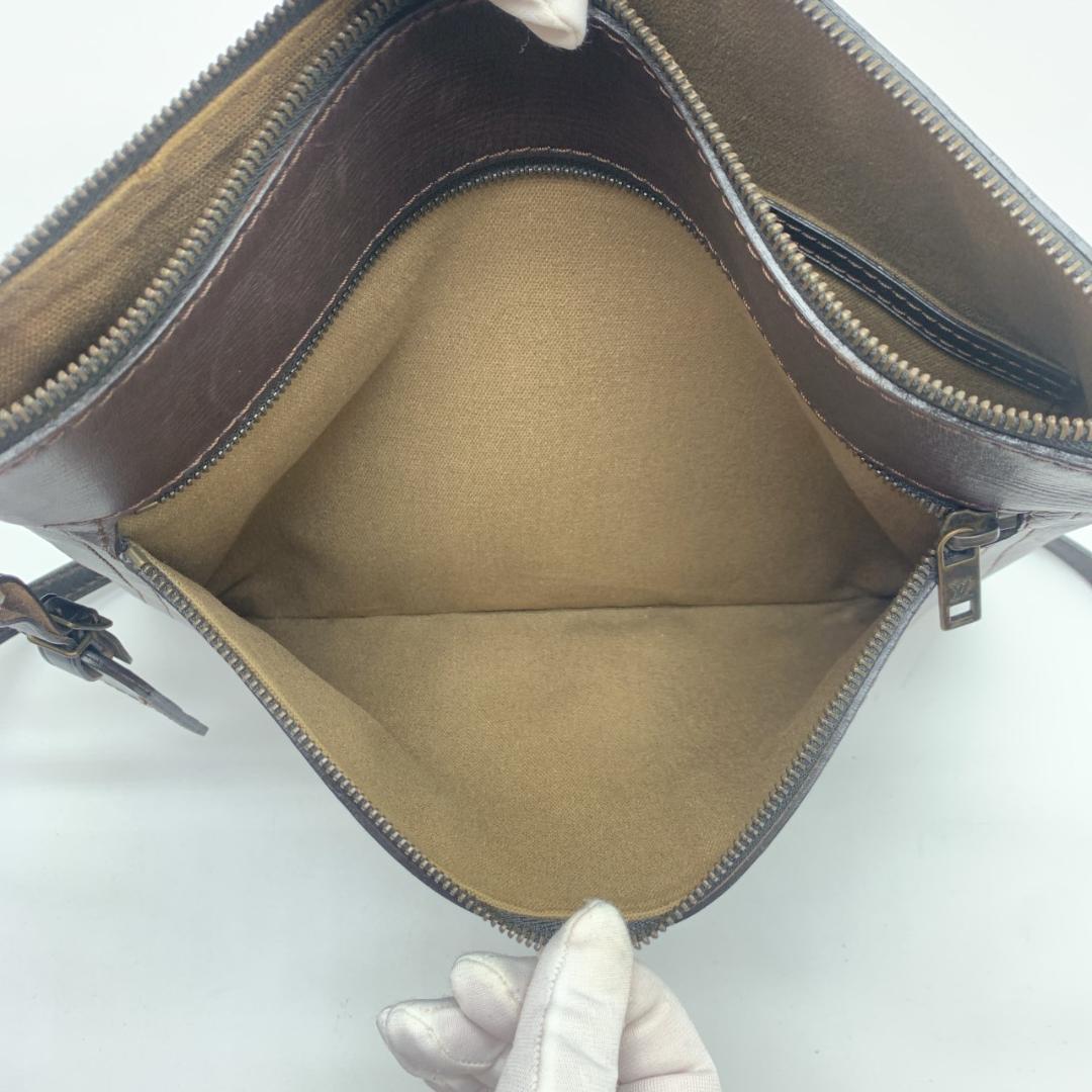 ルイヴィトン ユタ サックプラ カフェ ショルダーバッグ メッセンジャー 茶