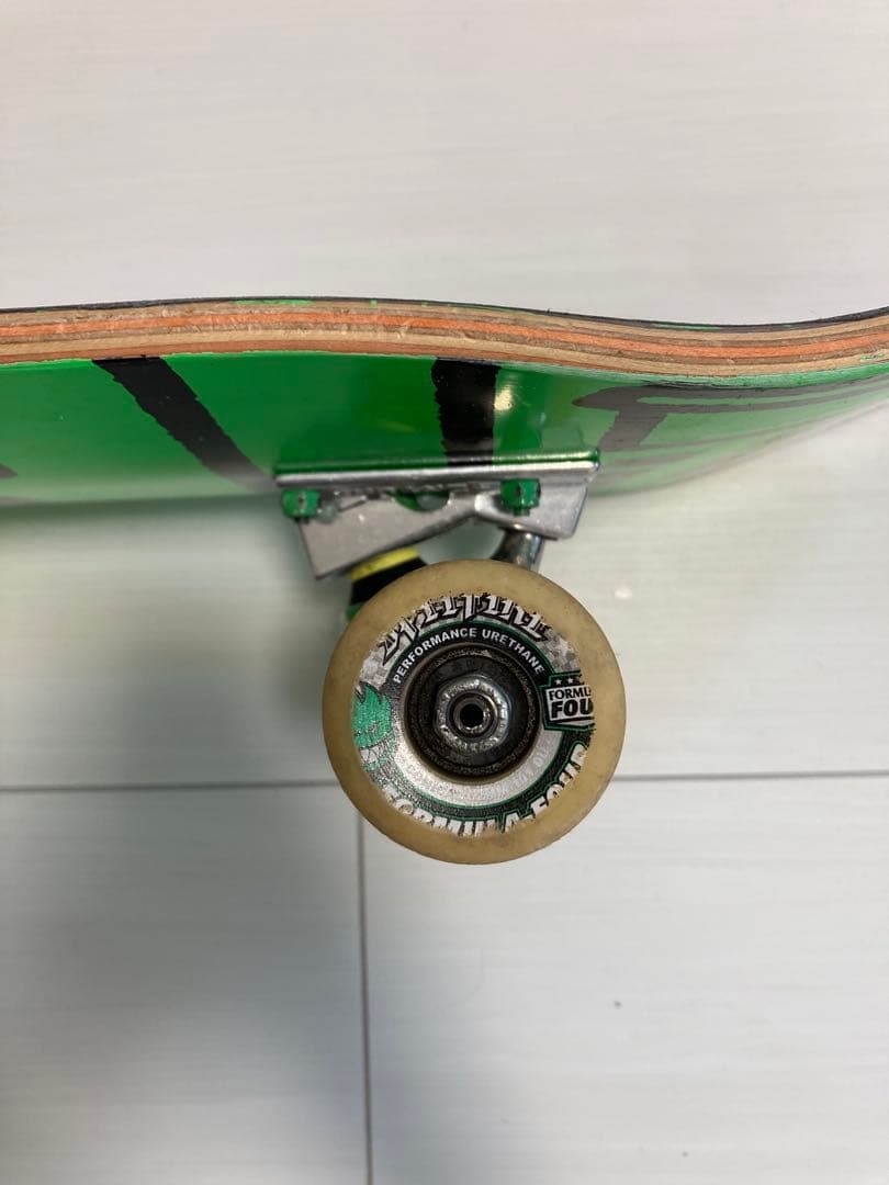 EVISEN　スケートボード　スケボー　ベンチャー　スピットファイア　ボーンズ