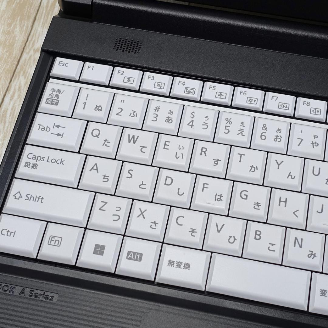 美品で神速の２０２３年製✨１２世代コアｉ５に超高速新品ＳＳＤ１ＴＢ＆大容量メモリ