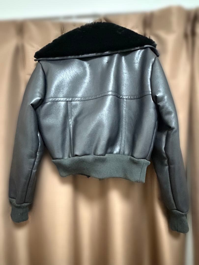 ❤️Riy❤️ダーリッチ (ファーライダースジャケット)