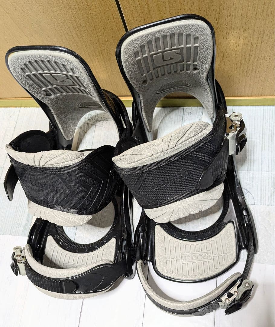 BURTON バートン スノボードスノボービンディング FREESTYLE