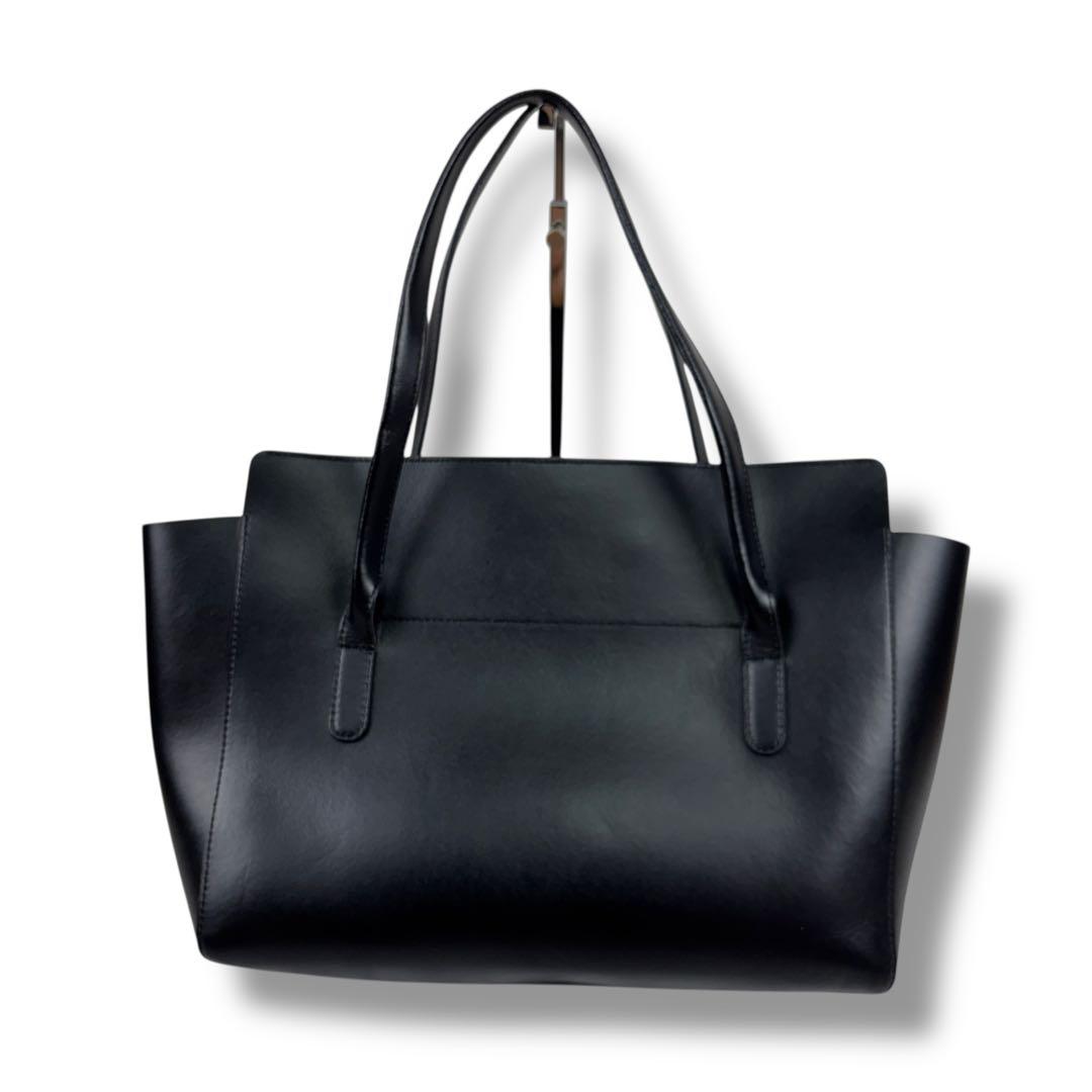 バーニーズニューヨーク レザートート バック ショルダーバック肩がけ 黒 本革