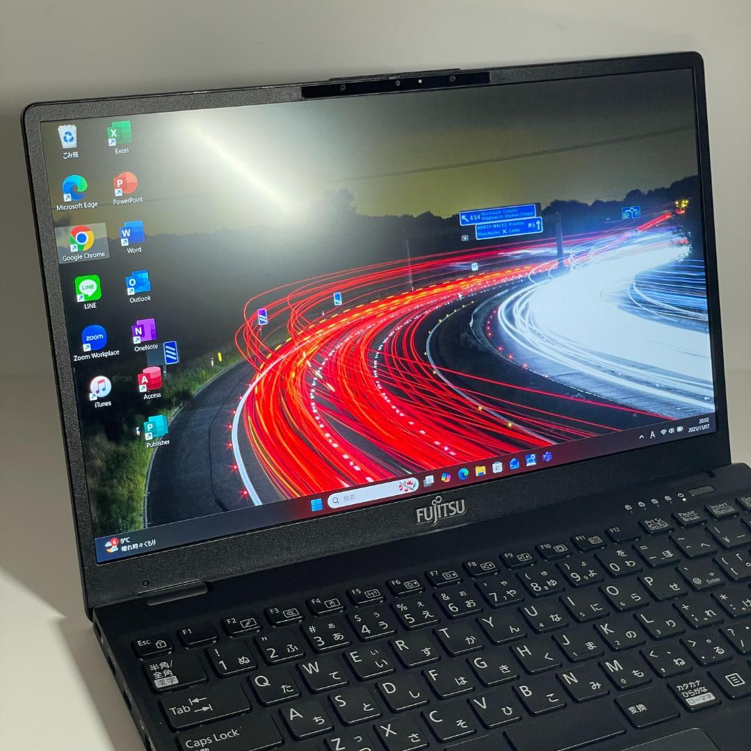 美品 第11世代 LIFEBOOK U9311 office 薄型 win11