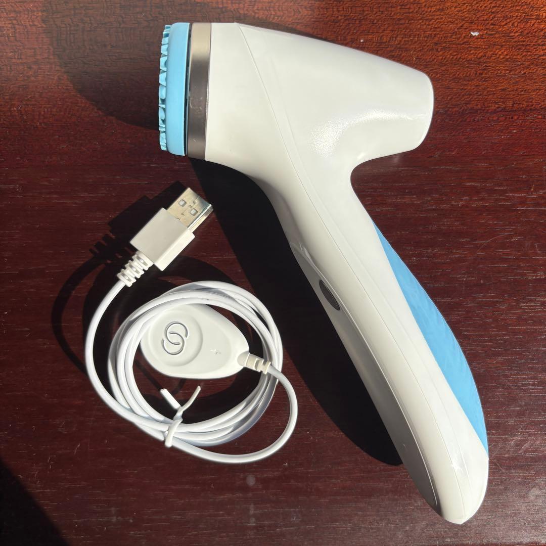 LumiSpa美顔器　充電ケーブル付き　ニュースキン