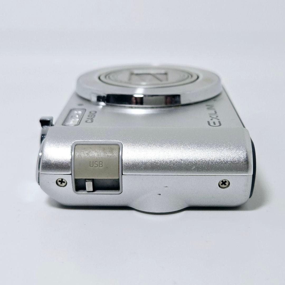 新品バッテリー 準美品 動作品 EXILIM EX-ZS180 シルバー カメラ