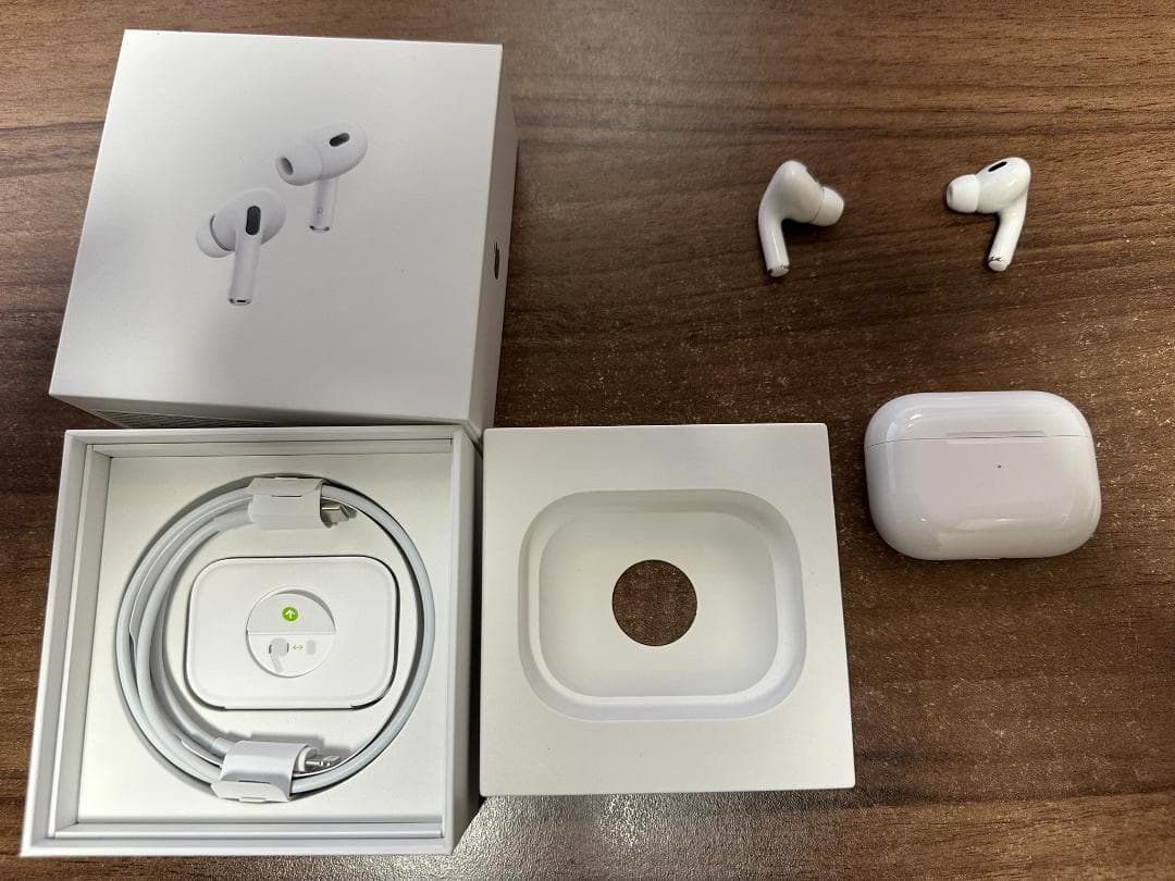 AirPods Pro（第2世代） 本体 充電ケース付き