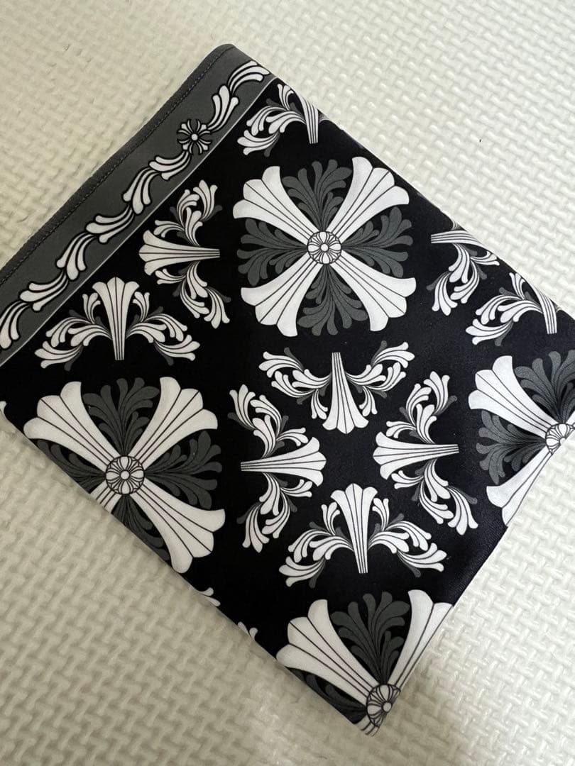 美品✨クロムハーツ　レザーメガネケースとクロス