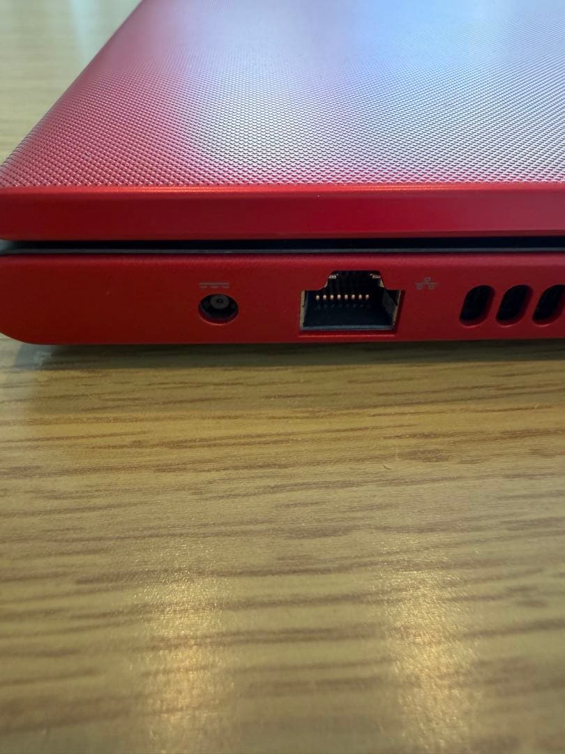 Dell Inspiron 15 5000シリーズ 本体