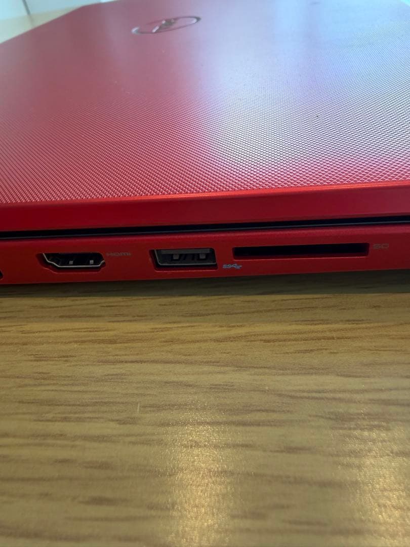 Dell Inspiron 15 5000シリーズ 本体