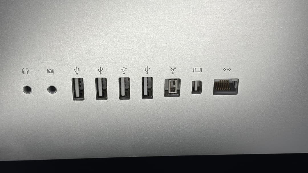 【ジャンク】iMac Core2Duo 21.5TFT 2009 1TBHDD