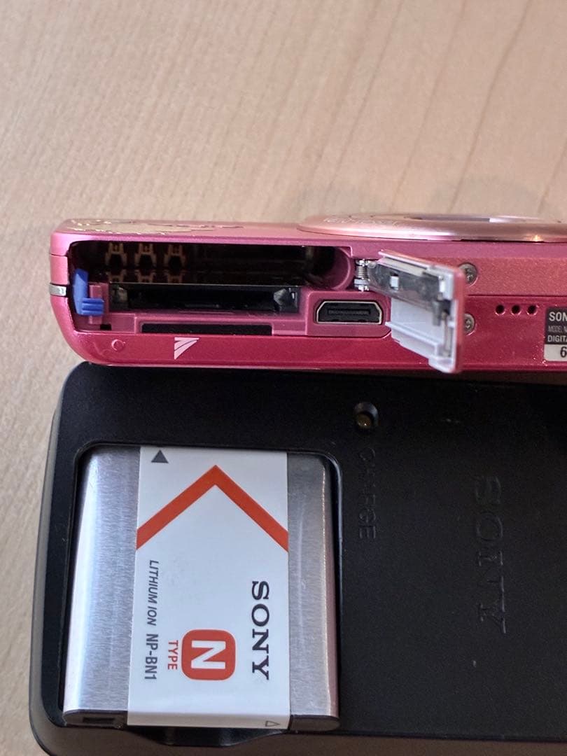 Sony Cyber-shot ピンク DSC-W570 中古品