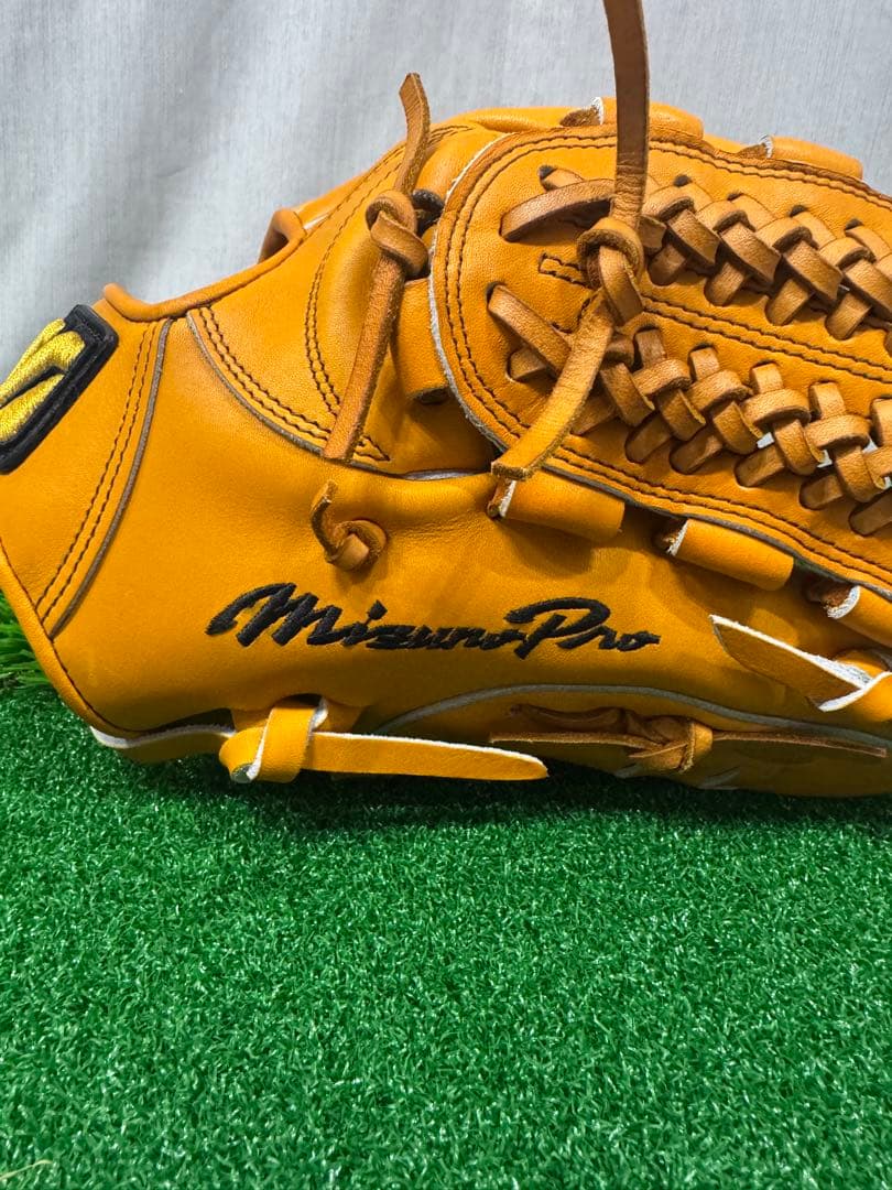 【極美品】ミズノプロオーダー 内野手