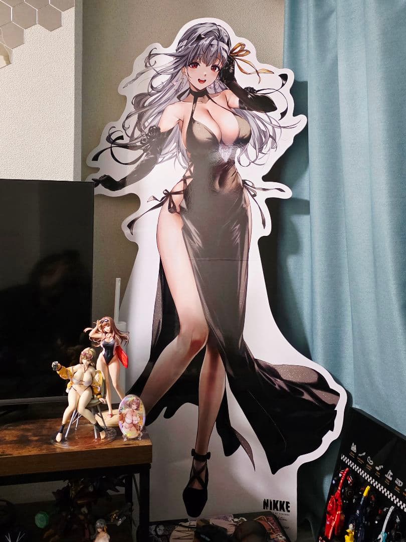 NIKKE Exhibition モダニア 等身大 スタンディ