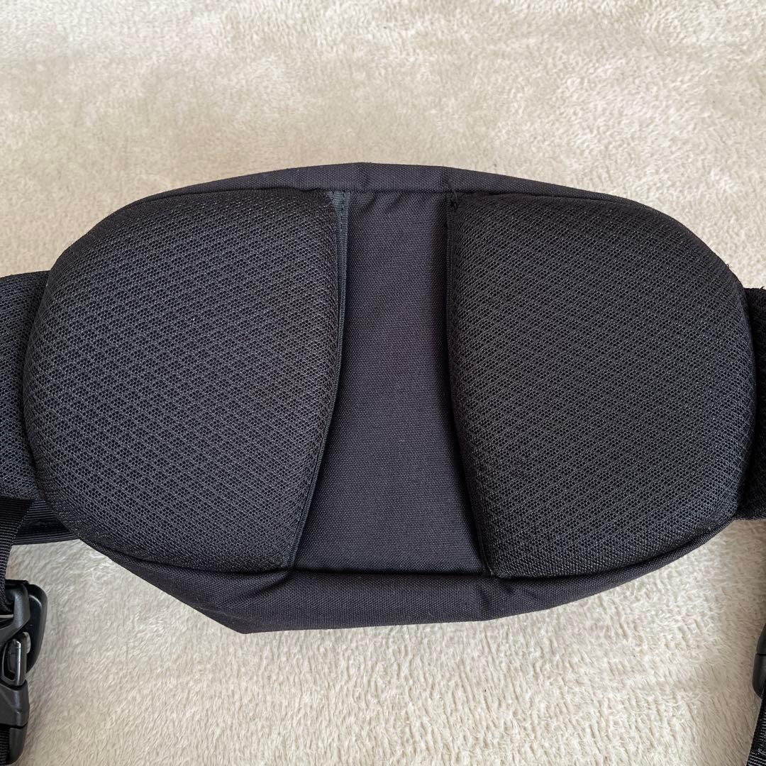 hugoo ヒップシート ブラック