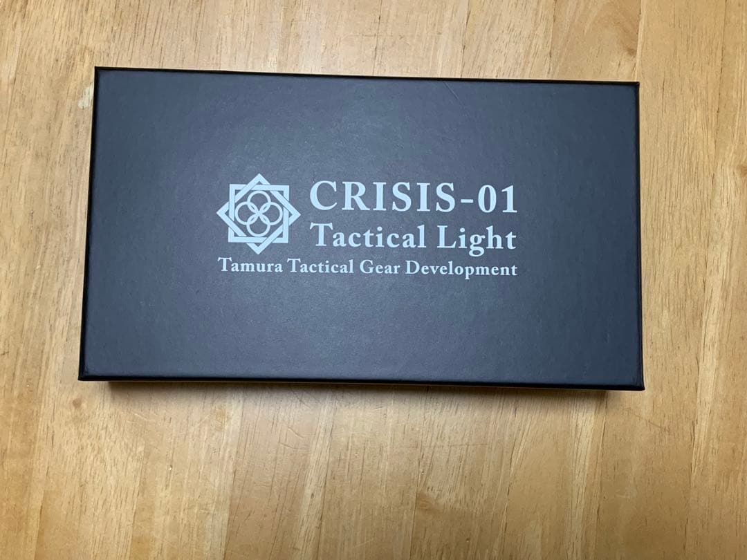 田村装備開発　CRISIS-01　タクティカルライト　防犯・防災・護身　完全新品