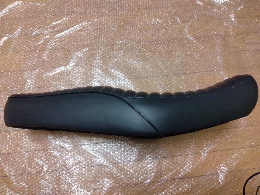 W800 純正シート