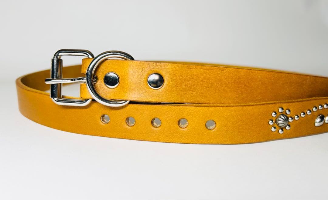 スタッズナローベルト22mm幅(ライトブラウン)ダブルリーフhtcナロー好き