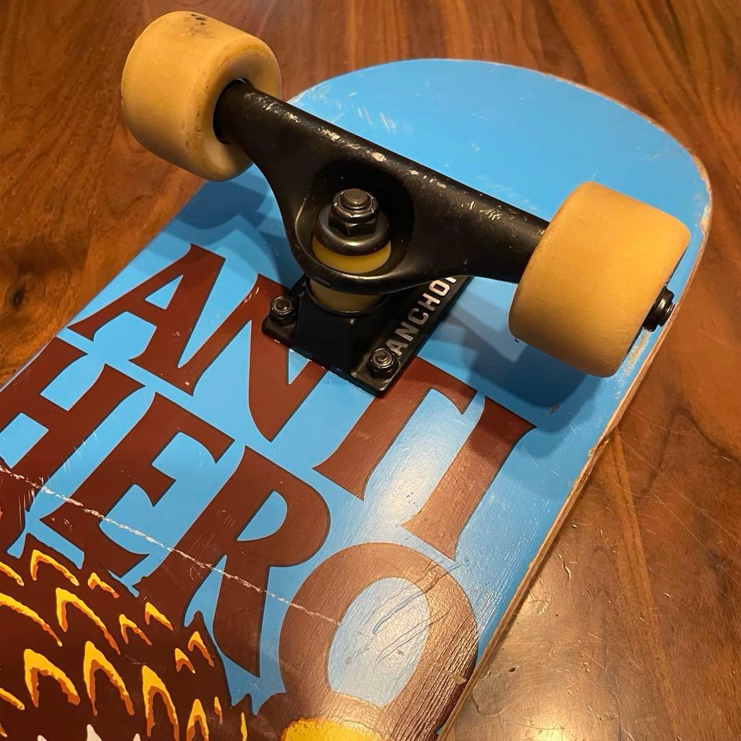 スケートボード　コンプリート　スピットファイア　スケボー　アンチヒーロー　7.5