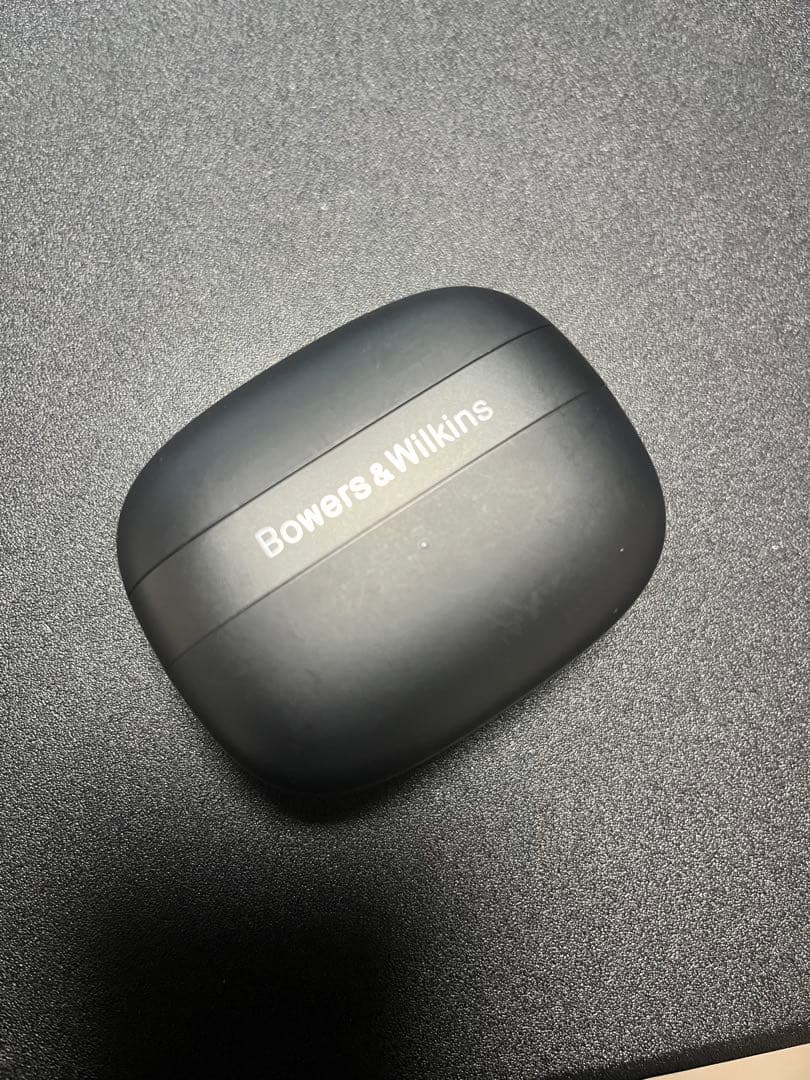 B&w Bowers & Wilkins ワイヤレスヘッドホン　pi8