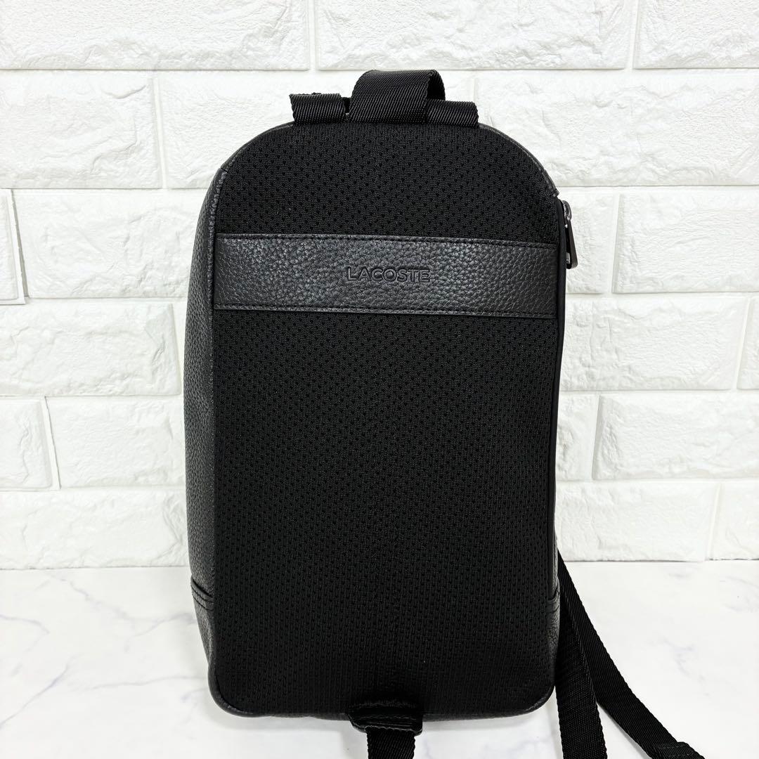極美品✨ラコステ　レザーボディバッグ　ショルダーバッグ　ブラック