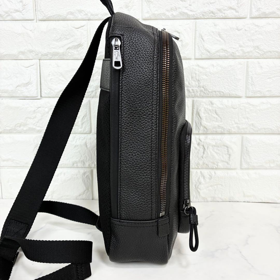 極美品✨ラコステ　レザーボディバッグ　ショルダーバッグ　ブラック