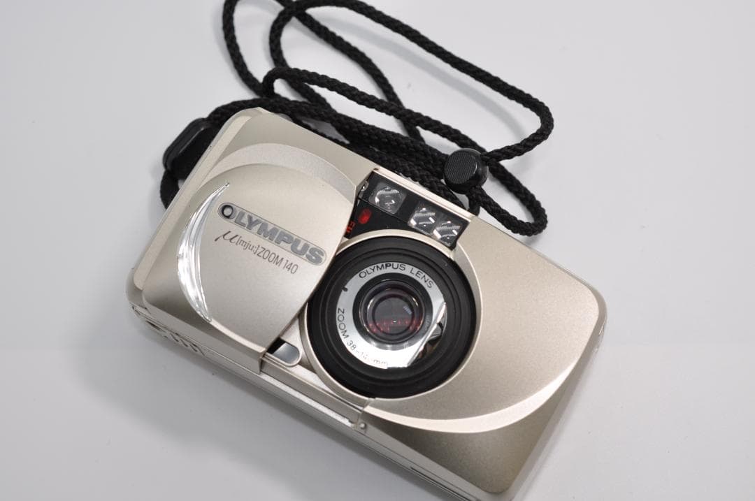 美品 OLYMPUS μ[mju:]-ZOOM 140 コンパクトフィルムカメラ