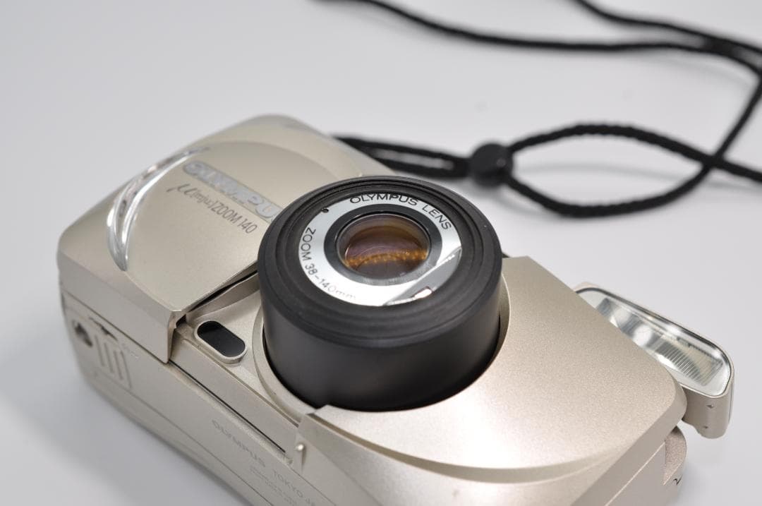 美品 OLYMPUS μ[mju:]-ZOOM 140 コンパクトフィルムカメラ