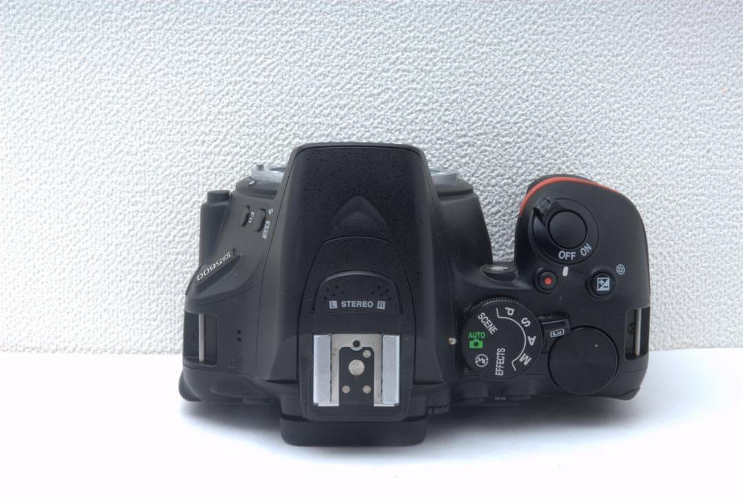 新品級♪ Nikon D5600 S数7972回 Wi-Fi搭載！高画質一眼