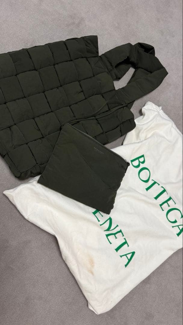 ボッテガヴェネタ　ザ パデッドトート カーキ