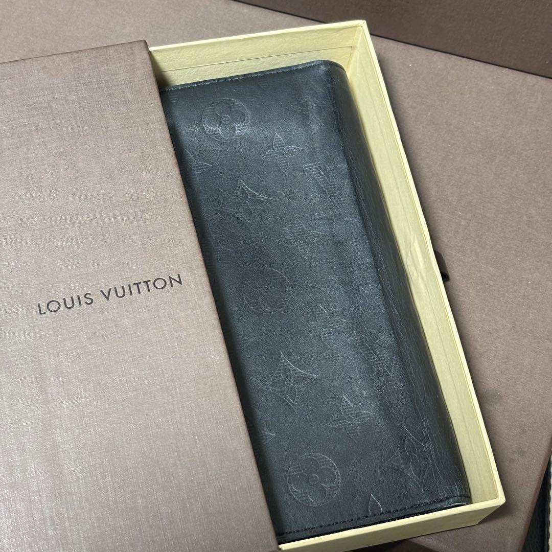 ルイヴィトン シャドウ ヴェルティカル 長財布 ICチップ搭載