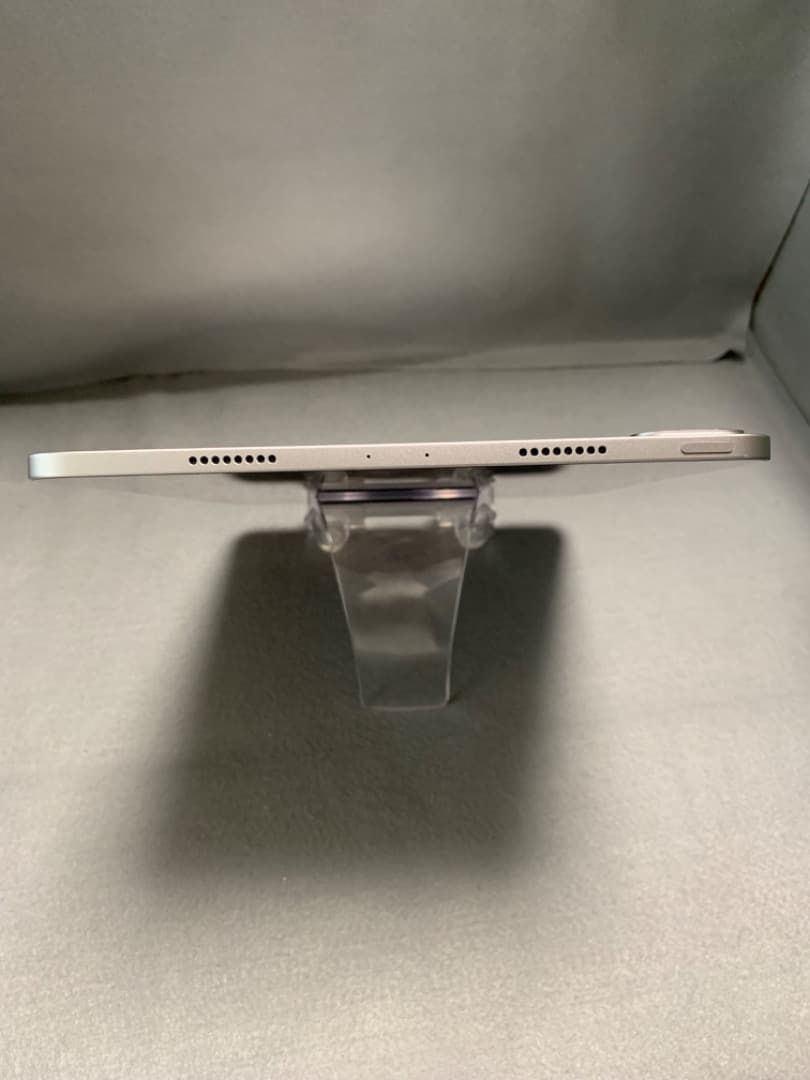 美品　Wi-Fi版　iPad Pro 11インチ 第4世代(M2)　256GB