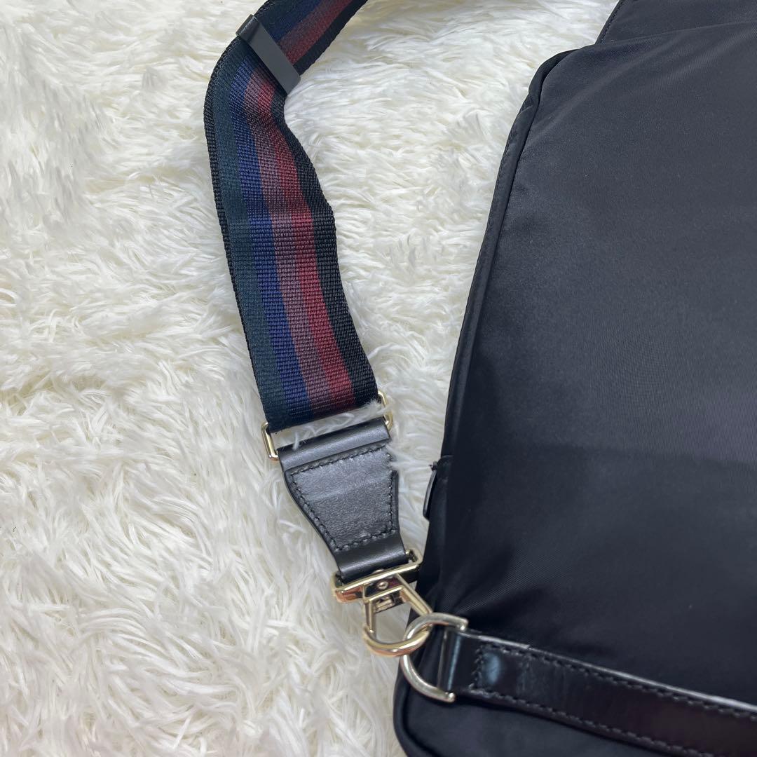 極美品 PaulSmith ポールスミス ボディバッグ ストライプ ナイロン