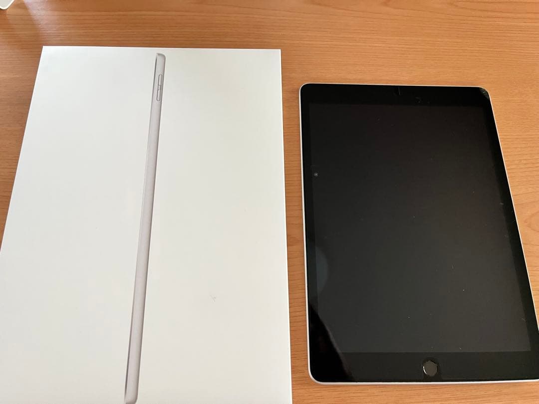 Apple iPad 第9世代 Wi-Fi 64GB シルバー