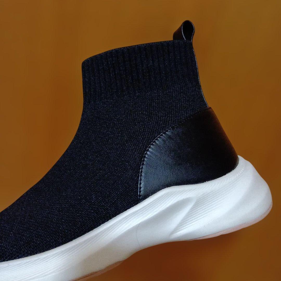 美品　銀座カネマツ　レディースハイカットスニーカー　黒ブラックニットシューズ