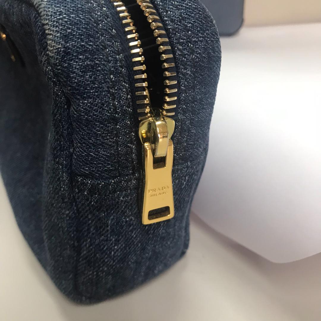 PRADA デニム ポーチ 化粧 メイク インディゴ