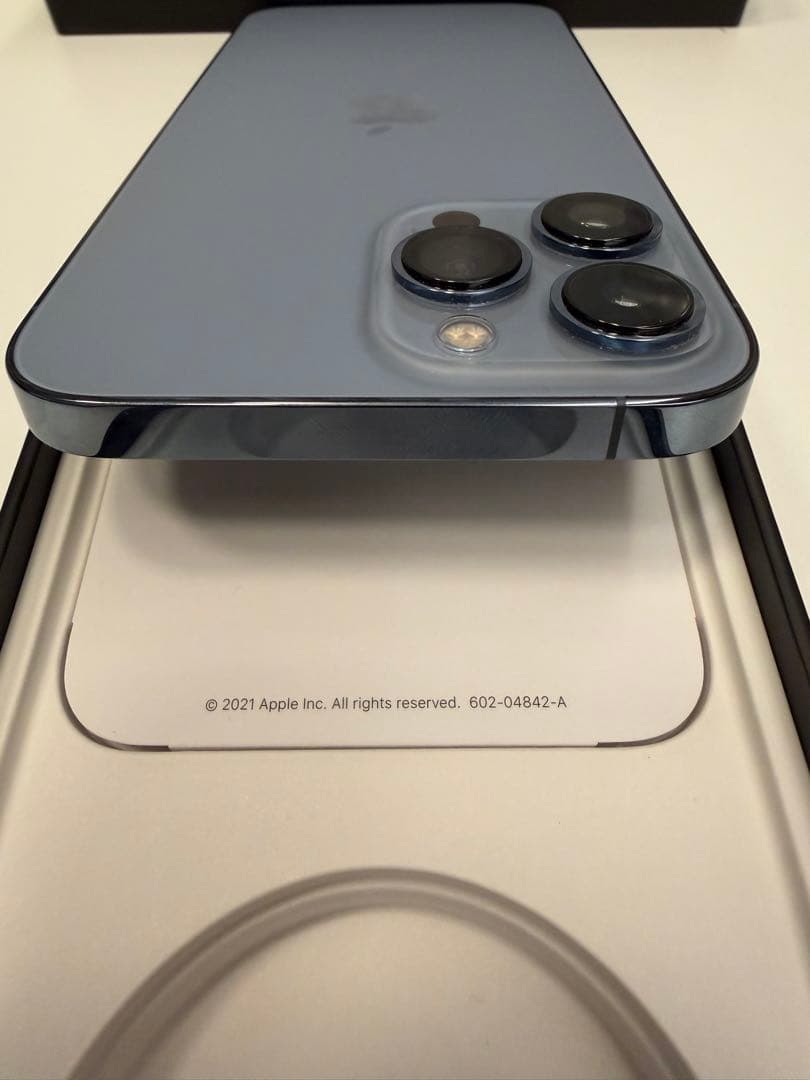 〈美品〉iPhone13ProMax512GB SIMフリー（バッテリー95%）