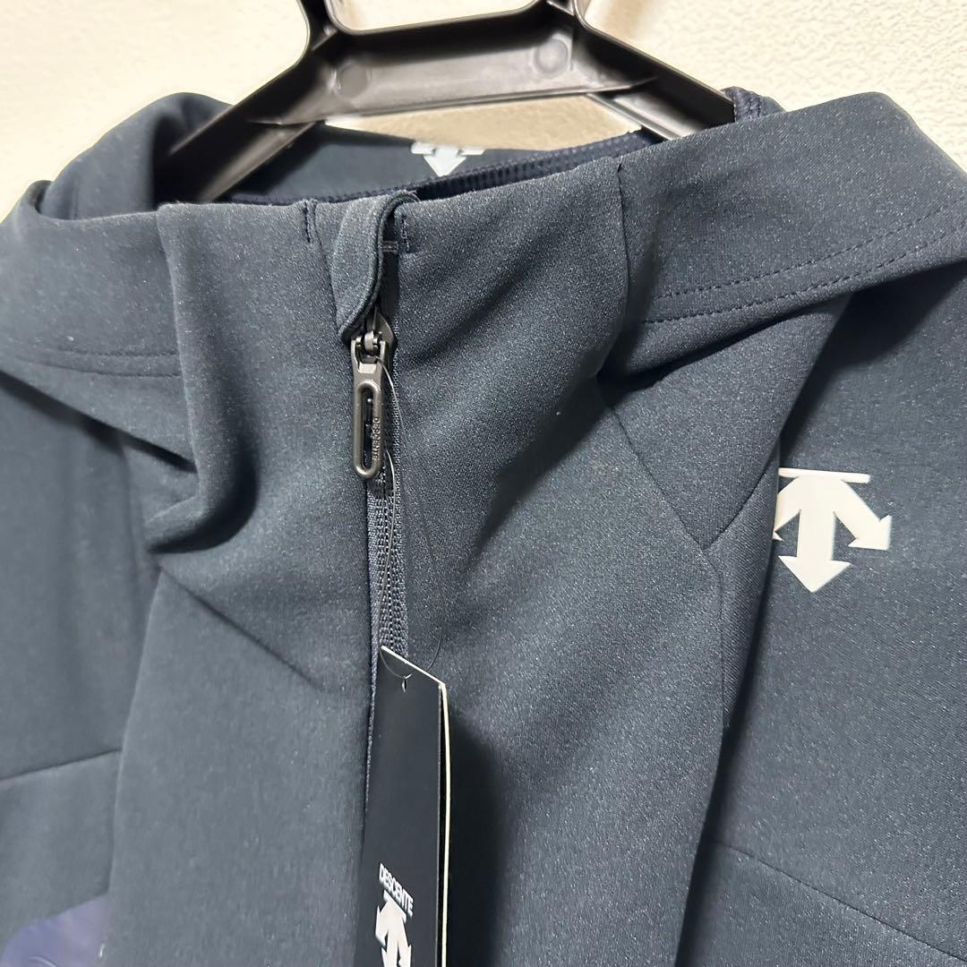 新品・未使用 デサント S.F TECH トレーニングジャケット タグ付き