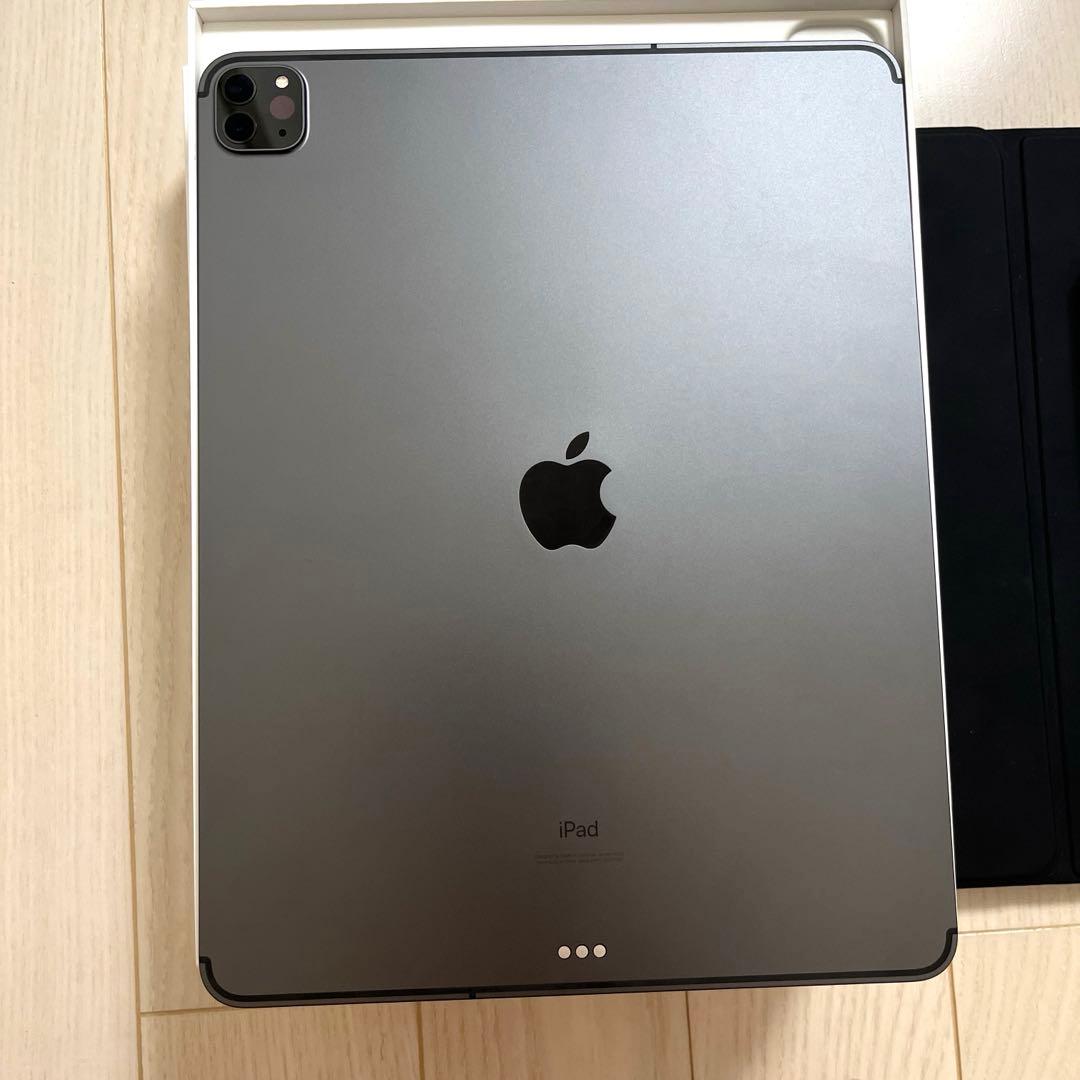 SIMフリー iPadPro12.9 第4世代　SpaceGray256G