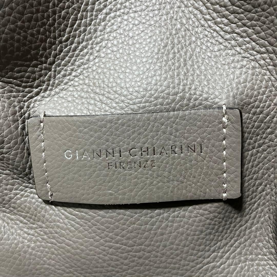 ✨️美品✨️ ジャンニキャリーニ マルチェッラ オールレザー グレージュ 肩掛け