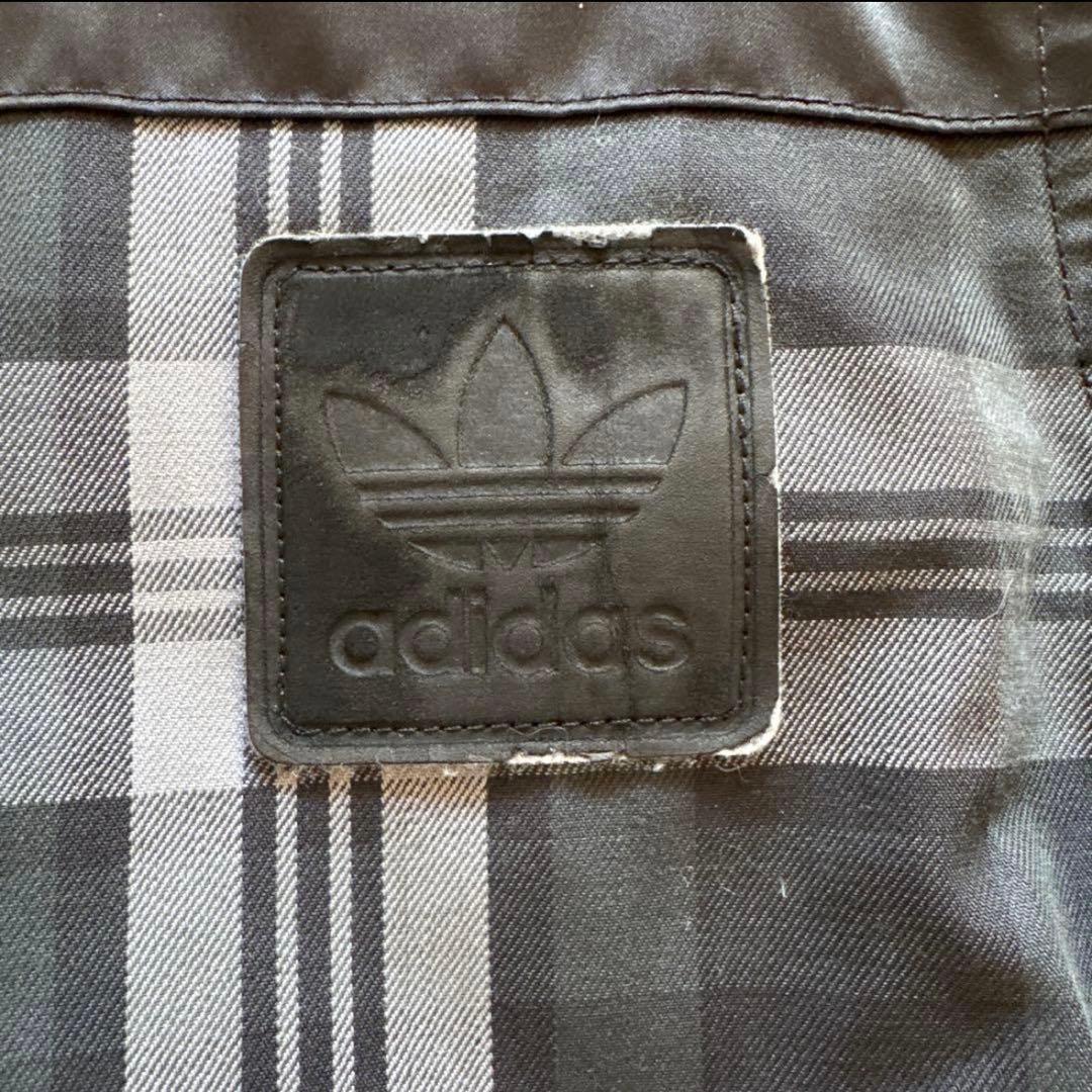 adidasオリジナル　スノーボードウェア スキーウエア　スノーウエア　上下