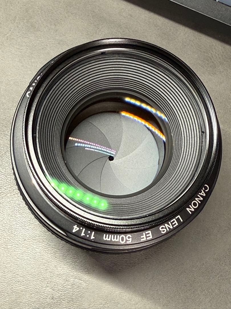 Canon EF 50mm f/1.4 USM フード、フィルター付