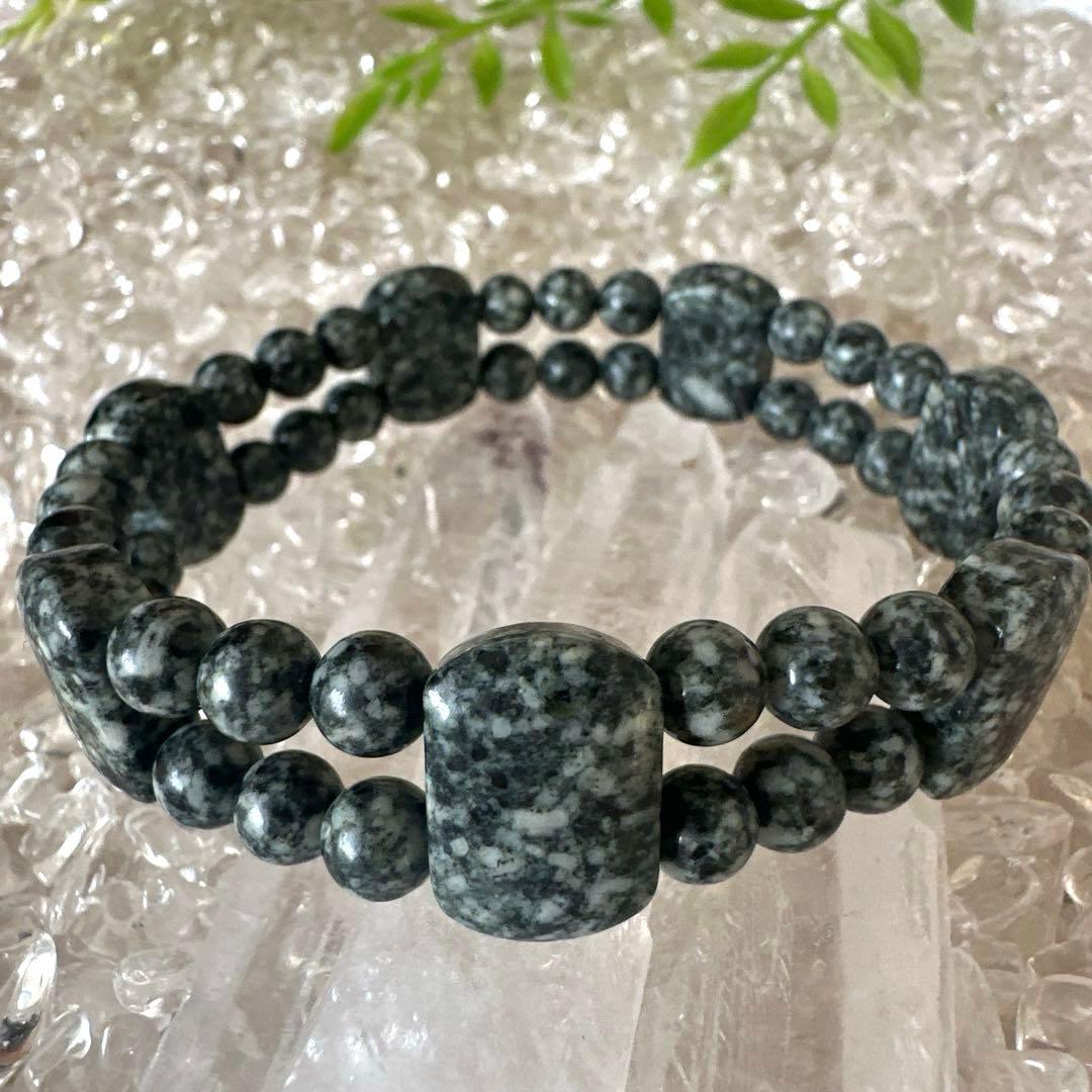 【遠野霊石｜Tono Reiki Stone】 高波動　特別仕立てバングル