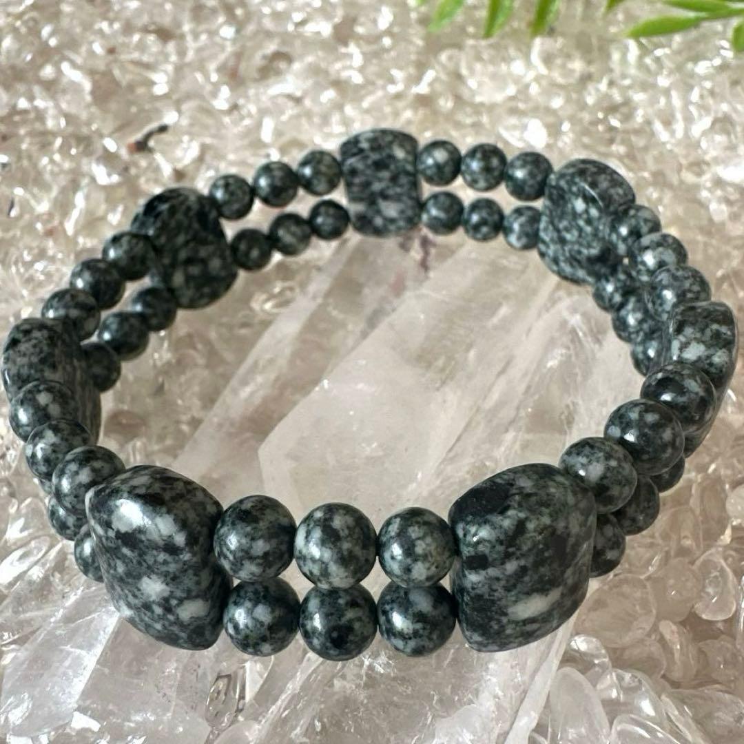 【遠野霊石｜Tono Reiki Stone】 高波動　特別仕立てバングル