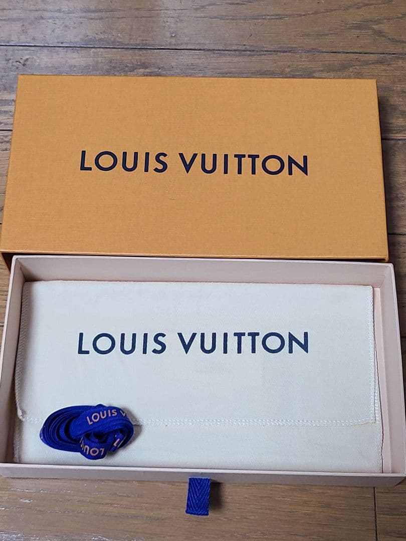 ルイヴィトン モノグラム エクリプス ポルトフォイユ ブラザ 長財布